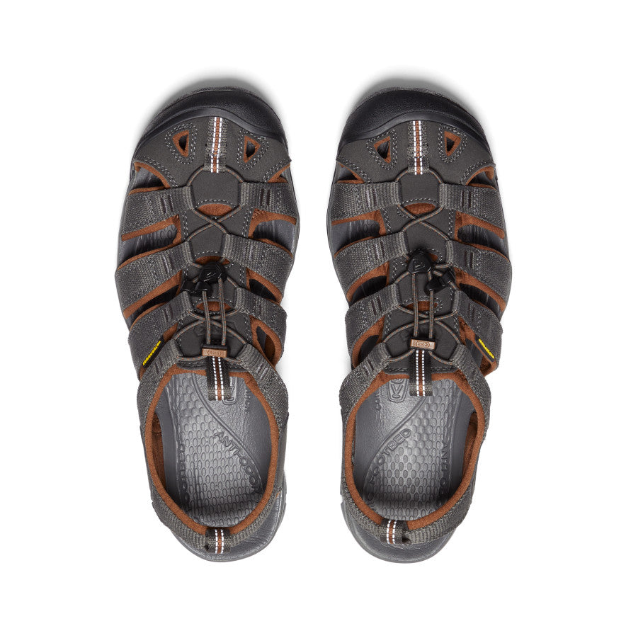 Men’s Clearwater CNX  |  Raven/Tortoise Shell